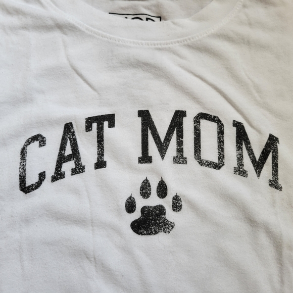 CAT MOM Tank Top Size Medium ๐ - Picture 2 of 4